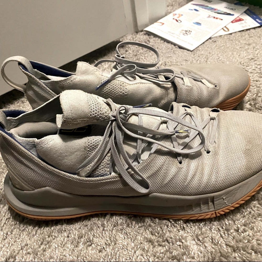 Curry 5 “Grey Gum”